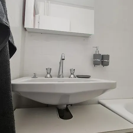 And Cozy Haven In Appartement *